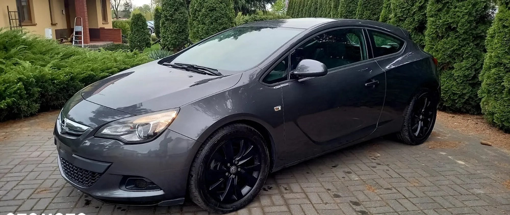 Opel Astra cena 31900 przebieg: 95000, rok produkcji 2013 z Strzegom małe 704